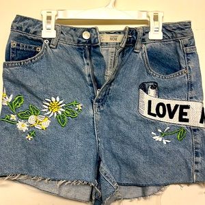 High waisted shorts brand new never worn, Love me or love me not on your booty!